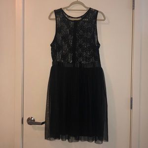 Forever 21 Black Tulle & Lace Dress